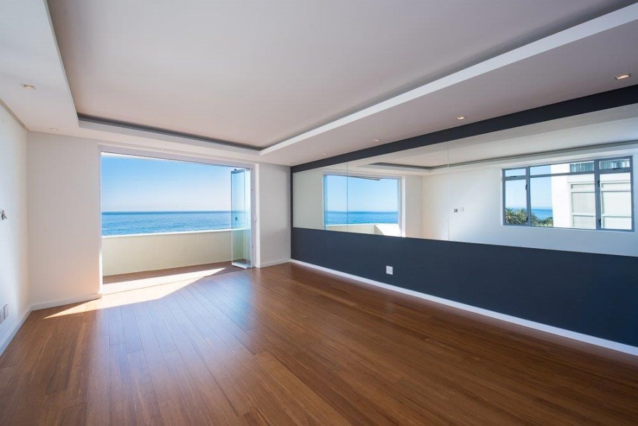 To Let 3 Bedroom Property for Rent in Sea Point Western Cape
